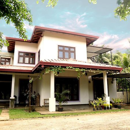 Seasons Villa Sigiriya, Sri Lanka 丹不拉 外观 照片